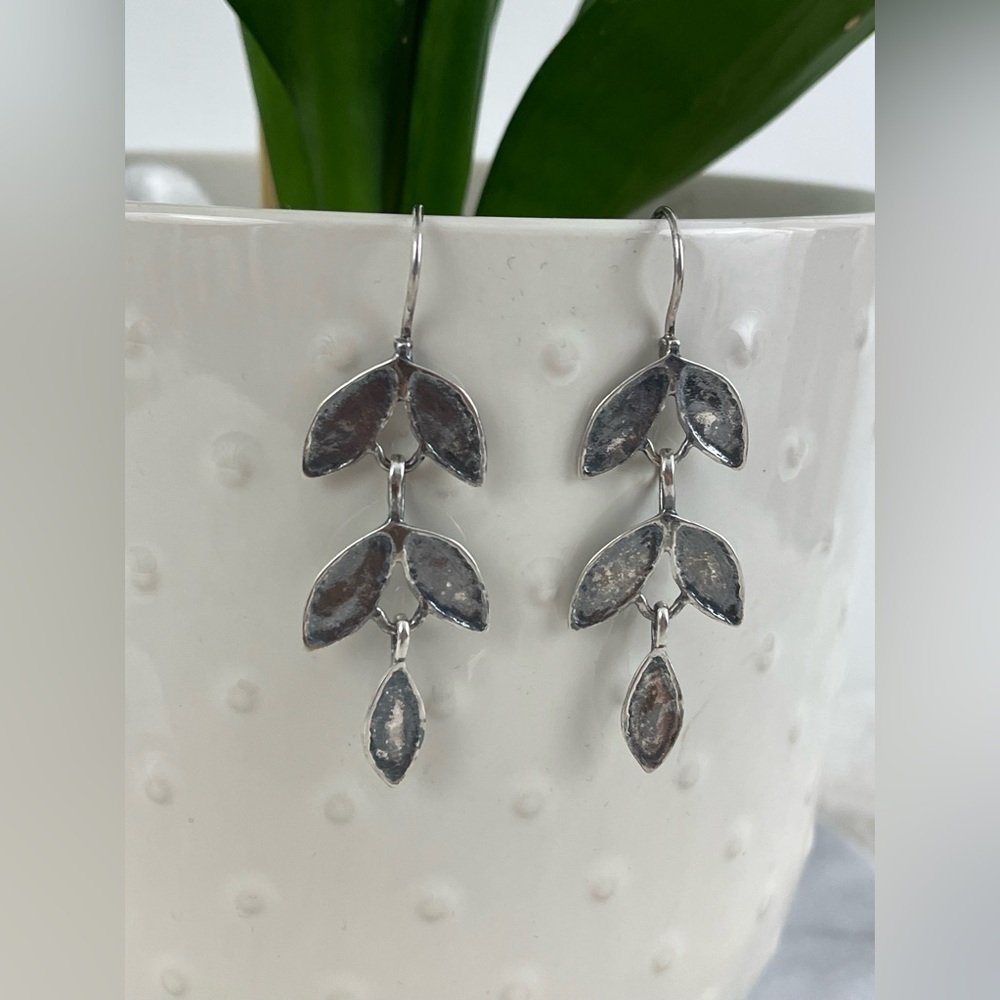 SILPADA Silver leaf earrings. Sterling silver
